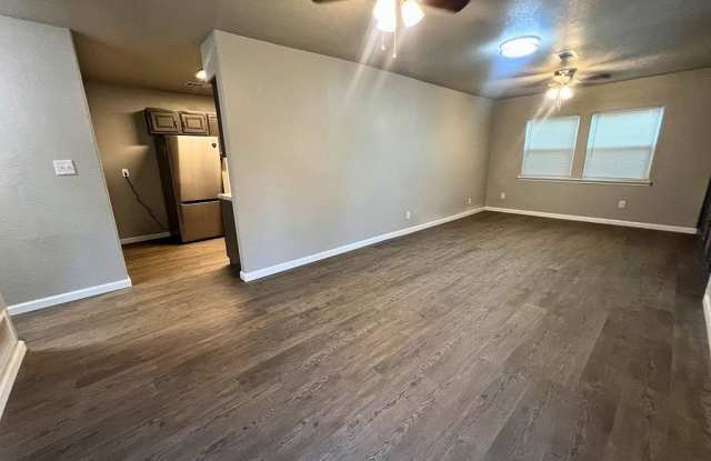 1806 NW Ozmun Avenue Gallery 4