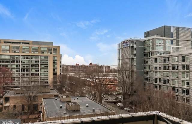 240 M Street SW - 240 M Street Southwest, Washington, DC 20024