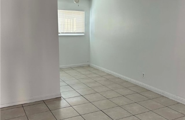 3370 Cambridge Street - 3370 Cambridge Street, Paradise, NV 89169 3370 Cambridge Street - 3370 Cambridge Street, Paradise, NV 89169