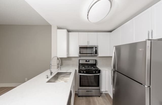 Indie Glendale Collection Gallery 2