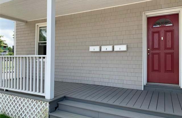 93 Wellington Avenue Gallery 2