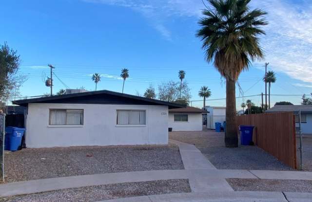 1321 N 48th Place unit: Apt 2 photos photos