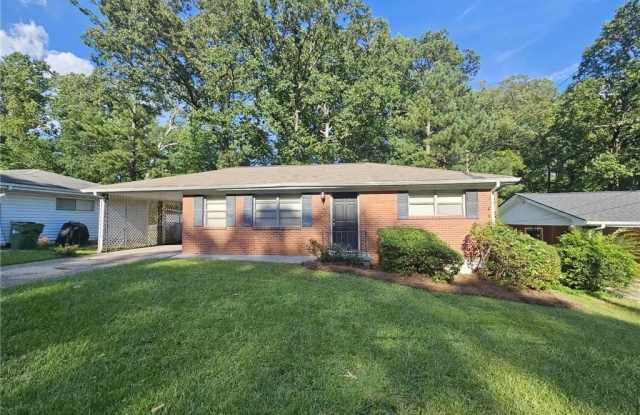 2075 Claude Street NW photos photos