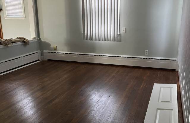 244 Walsh Avenue Gallery 2