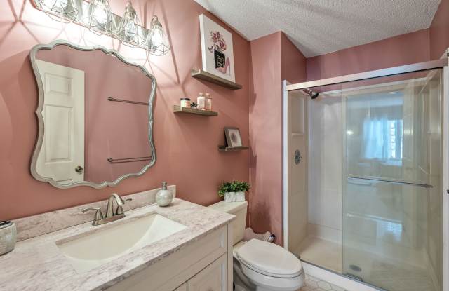 197 Robertson Way photos photos