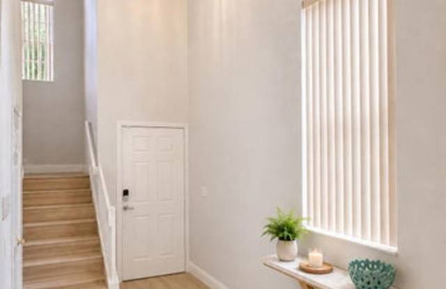 332 NW 107TH Avenue, Pembroke Pines, FL 33026 Gallery 3