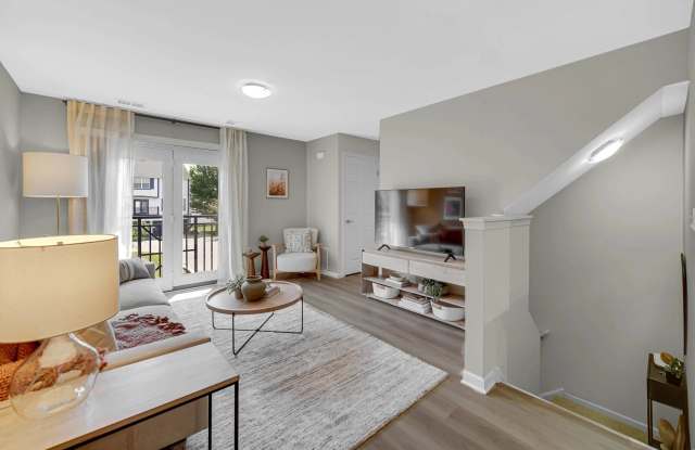 430 Handel Court Gallery 4