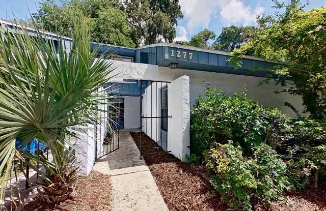 BEAUTIFUL MAYPORT LANDING TOWNHOME! - 1277 Mayport Landing Circle, Jacksonville, FL 32233