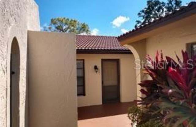 3631 LONGMEADOW - 3631 Longmeadow, The Meadows, FL 34235