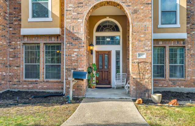 Welcome home to this 5-bedroom, 4-bathroom home in the heart of Alamo Heights Gallery 4