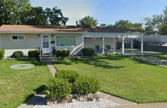 21237 Woodward Street photos photos