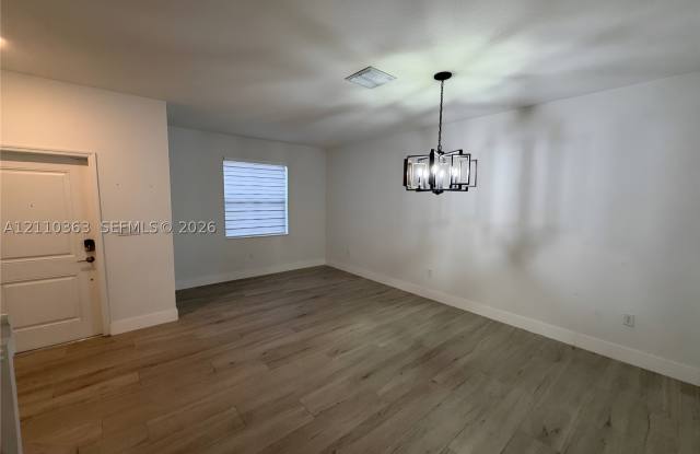 18062 SW 147th Ct Gallery 2