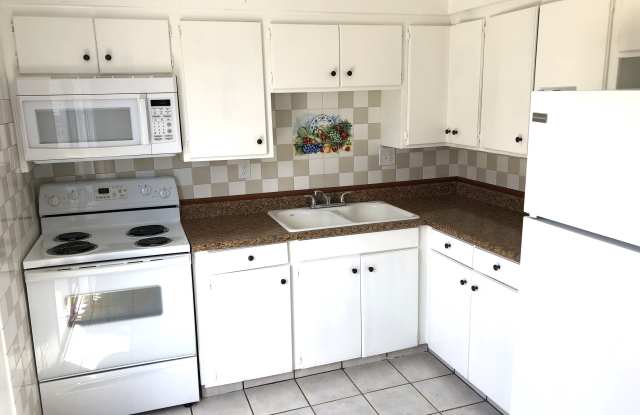 2335 Daley St photos photos 2335 Daley St photos photos