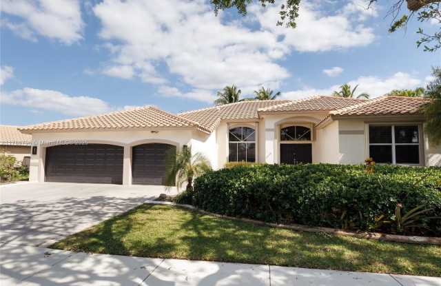 280 Landings Blvd photos photos