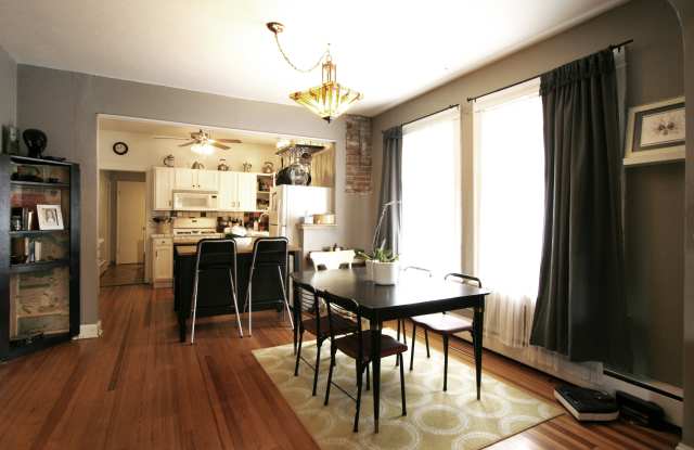 2747 W Denver Pl Gallery 4