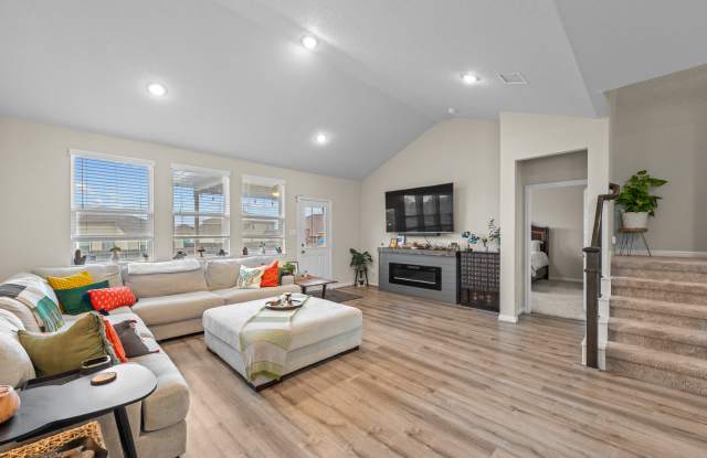10330 Luneville Lane Gallery 4