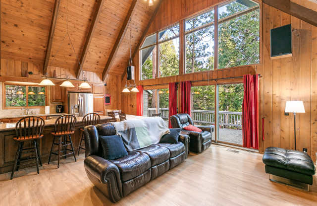 596 Pioneer Rd photos photos