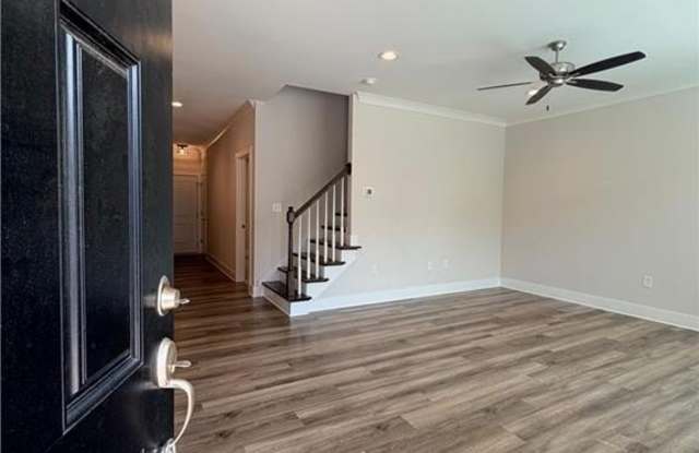 1728 Westfall Street Gallery 3