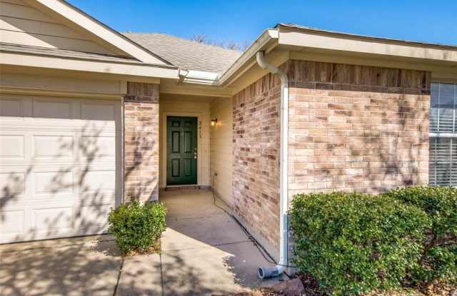 2413 Briar Forest Drive Gallery 2