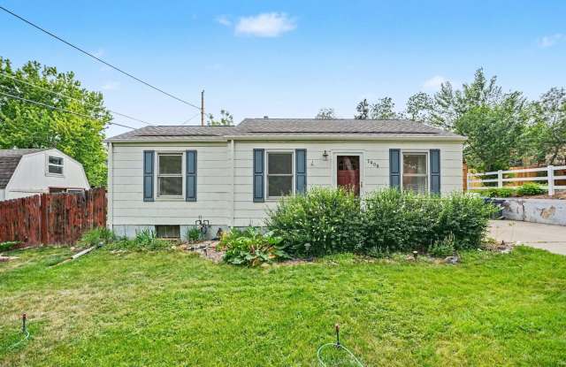 Charming Golden Retreat with a Backyard Oasis, Garden Dreams & Bonus Loft Office! photos photos