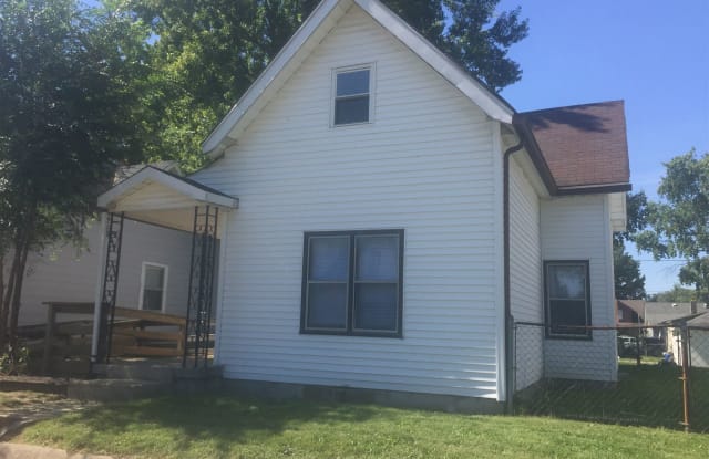 1334 Lee St - 1334 Lee Street, Indianapolis, IN 46221