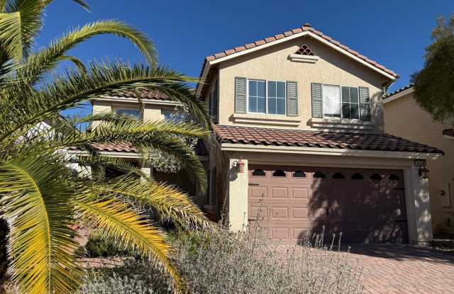 Beautiful Royal Highlands Home with stylish upgrades thoughhout! photos photos