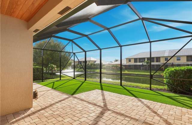 2030 Bridgepointe Circle unit: 112 photos photos