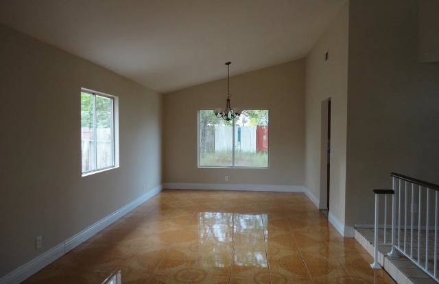 5381 Adobe Dr Gallery 1
