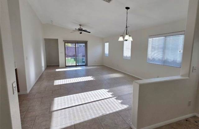 5692 Great Eagle Court Gallery 3