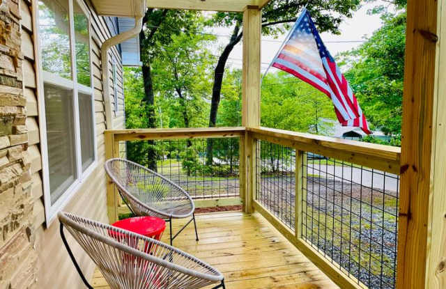 233 Lakeview Cir photos photos