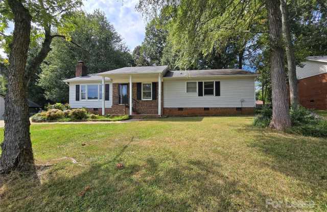 21203 Pine Ridge Drive photos photos