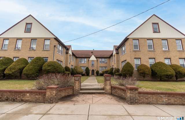 155 Elm Street unit: 12 photos photos