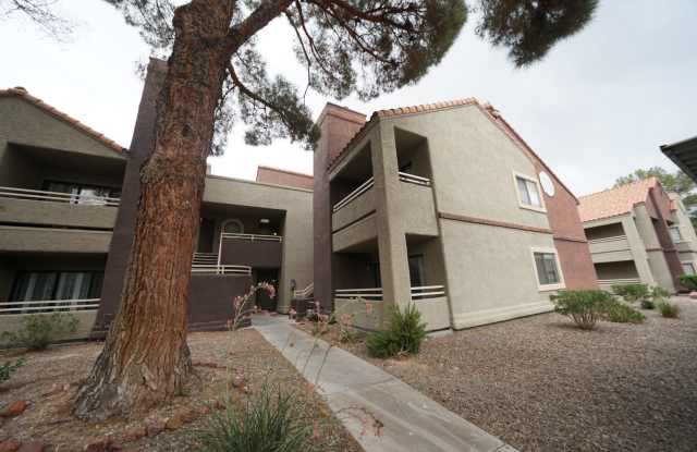 SHOWINGS AVAILABLE NOW photos photos SHOWINGS AVAILABLE NOW photos photos