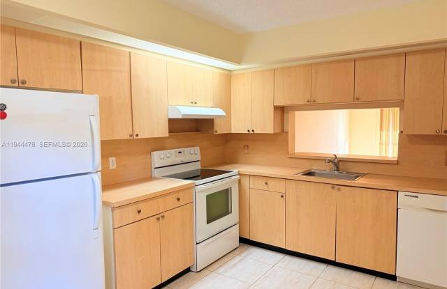 12950 SW 4th Ct photos photos