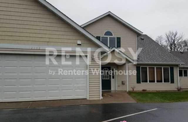 Single Family 2 Bedroom 1 Bath Home with Large Yard Space photos photos Single Family 2 Bedroom 1 Bath Home with Large Yard Space photos photos