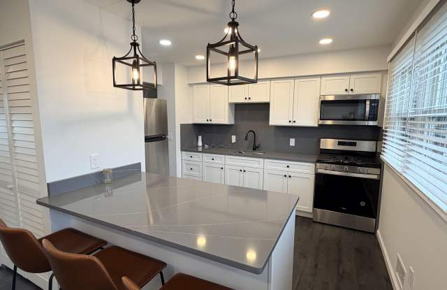 2133 Bridge Avenue photos photos