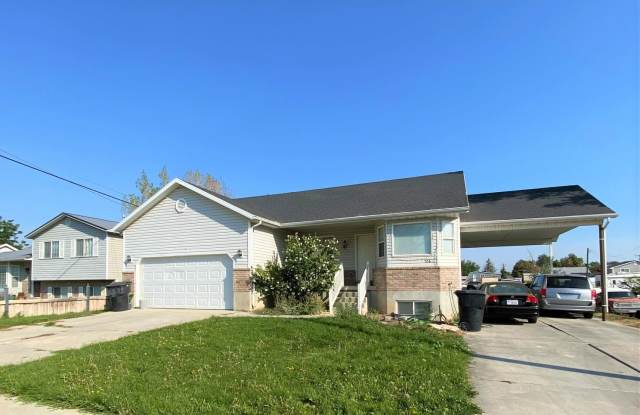 722 W 300 S - 724 photos photos 722 W 300 S - 724 photos photos