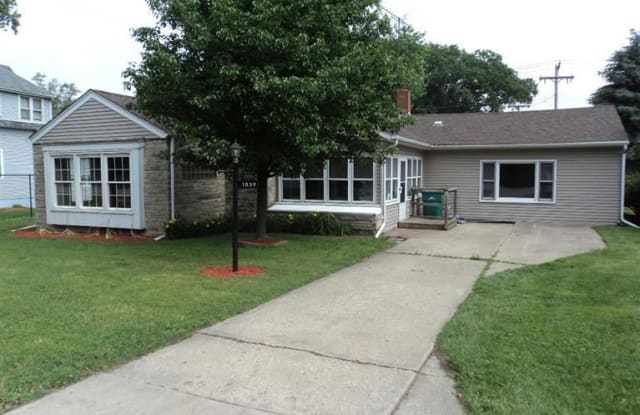 1839 Ridge Road - 1839 Ridge Road, Munster, IN 46321