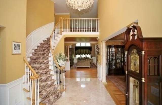 47 Pembroke Drive Gallery 2