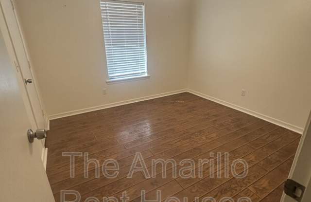 7040 Fulham Dr Gallery 4