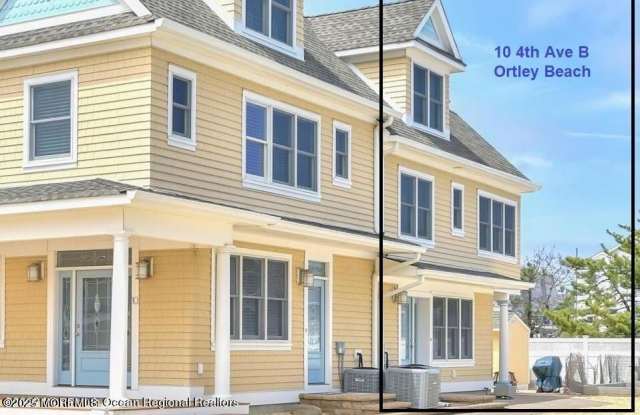 10 4th Avenue Gallery 4