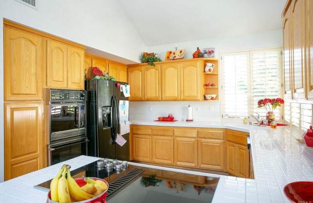 3 Bedroom Condo For Lease in a gated community photos photos