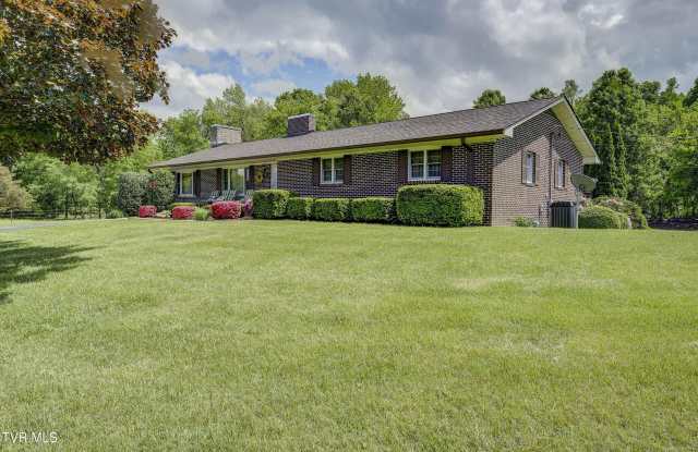 200 Mccurry Lane photos photos