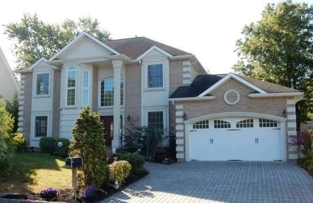 230 East Ln photos photos