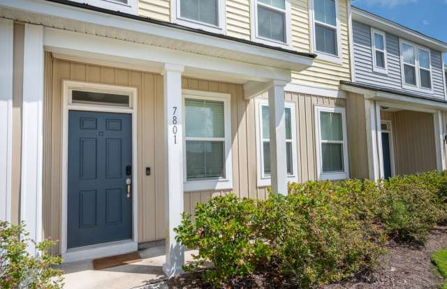 7801 Montview Road Gallery 4