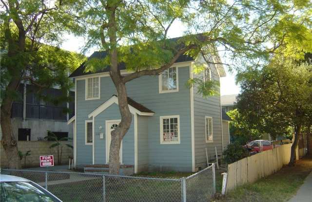 1025 Gladys Avenue Gallery 3