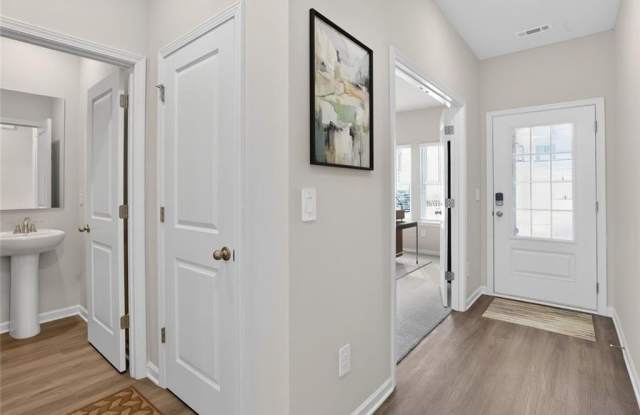 6929 Winchester Place Gallery 2