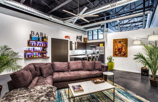 3111 Canton Street Gallery 1