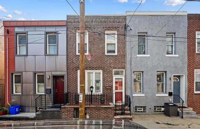 3 Bedroom Rowhouse For Rent - New Bold photos photos
