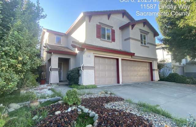 Spacious 4 Bedroom Home with 3-Car Garage, Loft and Low-Maintenance Yard photos photos